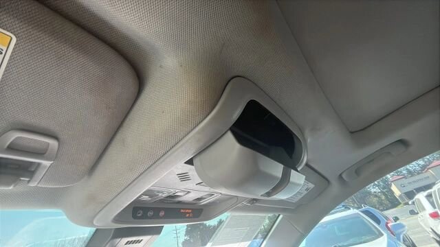 2020 Chevrolet Equinox in Greenville, SC 29607 - 18121522 45