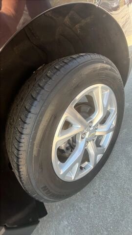 2020 Chevrolet Equinox in Greenville, SC 29607 - 18121522 12