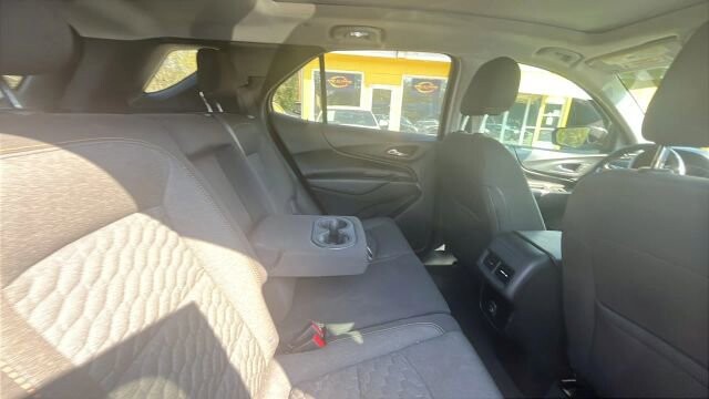 2020 Chevrolet Equinox in Greenville, SC 29607 - 18121522 23