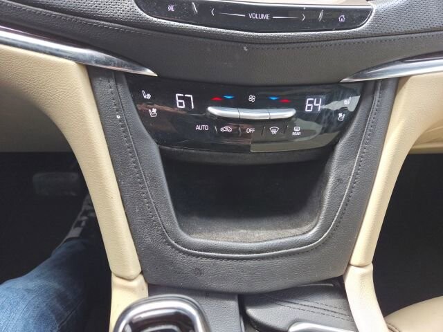 2017 Cadillac XT5 in Greenville, SC 29607 - 18121523 36