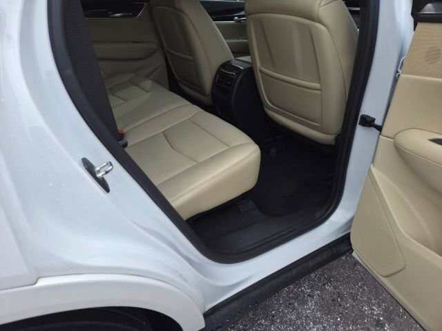 2017 Cadillac XT5 in Greenville, SC 29607 - 18121523 21