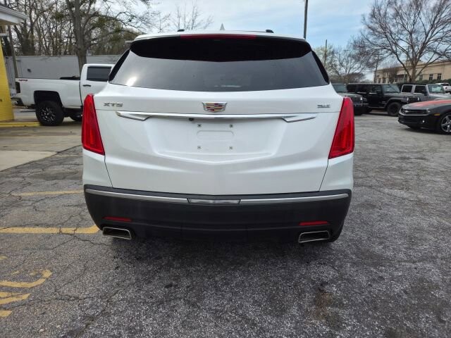 2017 Cadillac XT5 in Greenville, SC 29607 - 18121523 4