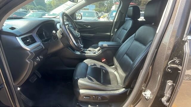 2019 GMC Acadia in Greenville, SC 29607 - 18121529 36