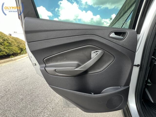 2013 Ford C-MAX in Decatur, GA 30032 - 18121537 45