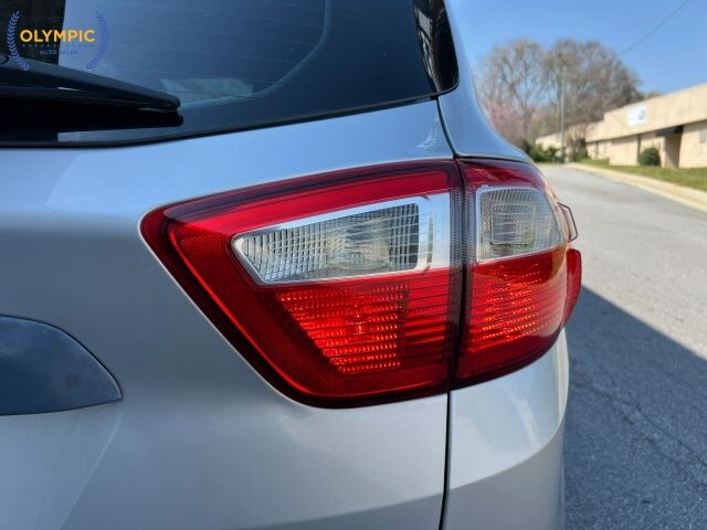 2013 Ford C-MAX in Decatur, GA 30032 - 18121537 17