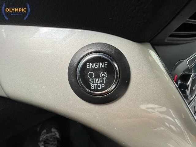 2013 Ford C-MAX in Decatur, GA 30032 - 18121537 29