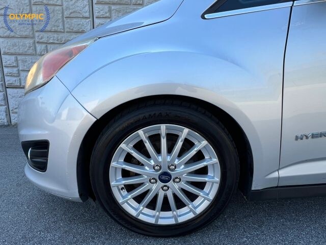 2013 Ford C-MAX in Decatur, GA 30032 - 18121537 9
