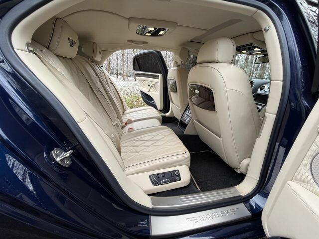 2015 Bentley Flying Spur in Euclid, OH 44040 - 18121539 8