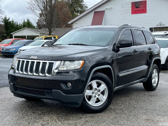 2011 Jeep Grand Cherokee in Flowery Branch, GA 30542 - 18121542