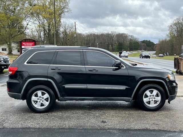2011 Jeep Grand Cherokee in Flowery Branch, GA 30542 - 18121542 4