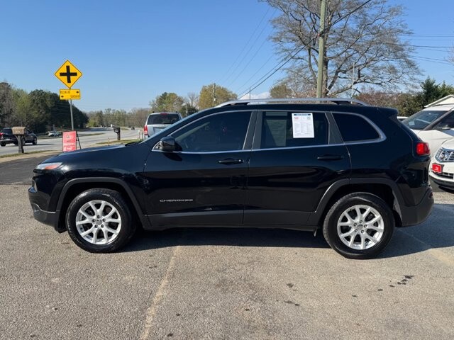 2018 Jeep Cherokee in Flowery Branch, GA 30542 - 18121543 4