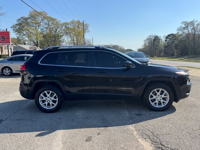 2018 Jeep Cherokee in Flowery Branch, GA 30542 - 18121543 3