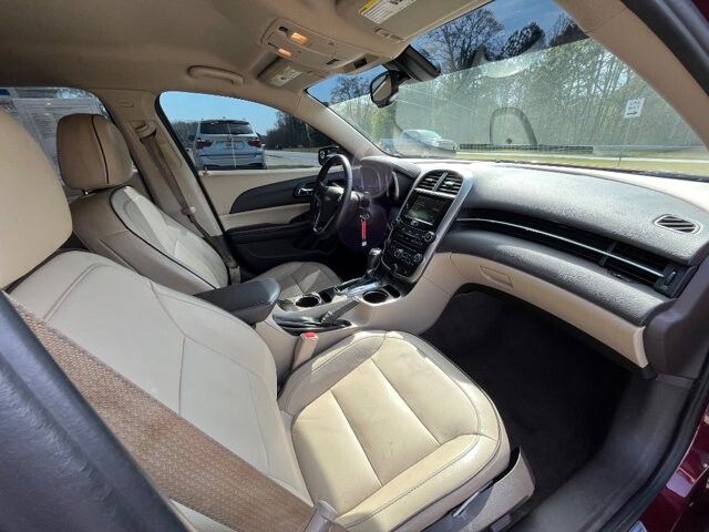 2015 Chevrolet Malibu in Flowery Branch, GA 30542 - 18121546 9