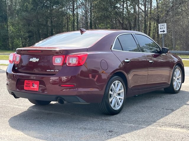 2015 Chevrolet Malibu in Flowery Branch, GA 30542 - 18121546 5