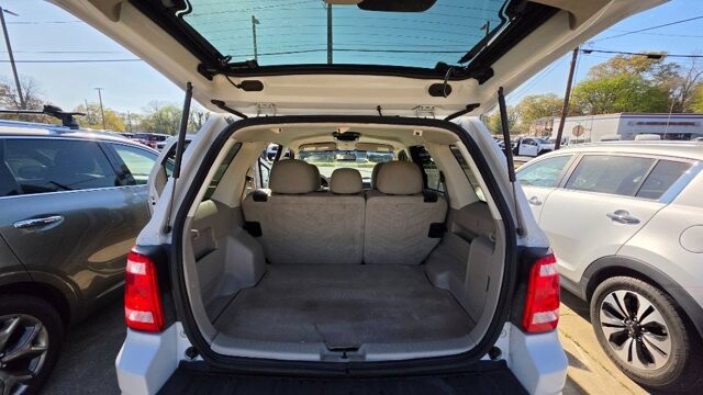 2011 Ford Escape in Cartersville, GA 30120 - 18121547 8