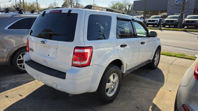 2011 Ford Escape in Cartersville, GA 30120 - 18121547 4