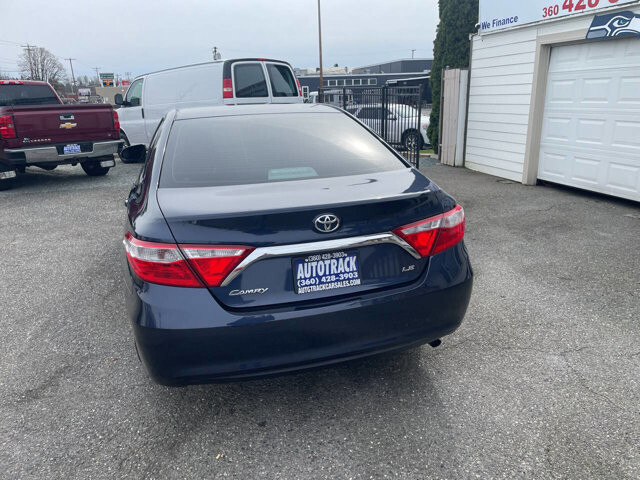 2015 Toyota Camry in Mount Vernon, WA 98273 - 18121552 3