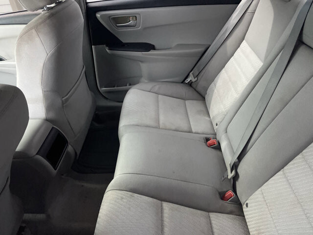 2015 Toyota Camry in Mount Vernon, WA 98273 - 18121552 5