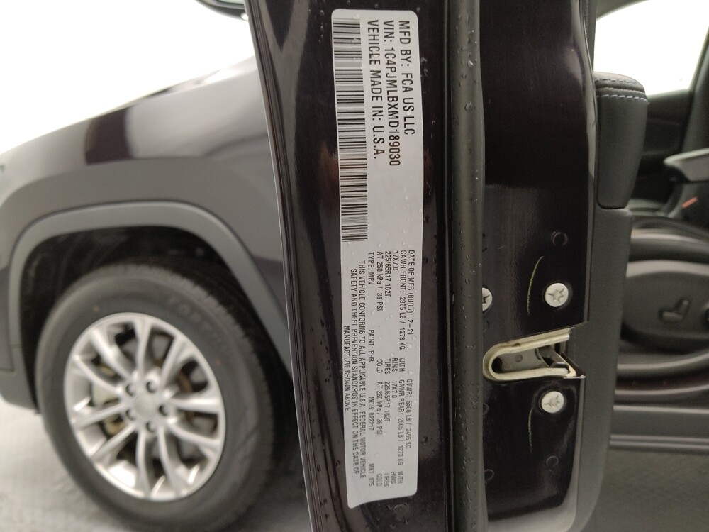 2021 Jeep Cherokee in St. Louis, MO 63136 - 18121553 33