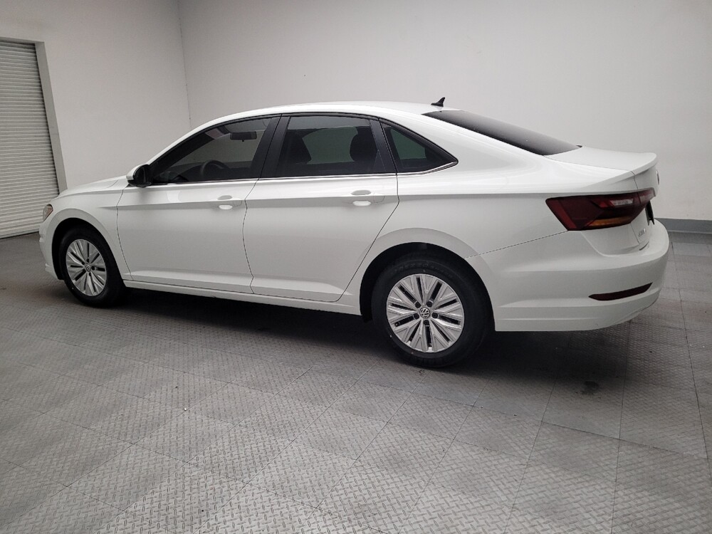 2019 Volkswagen Jetta in Montclair, CA 91763 - 18121557 3