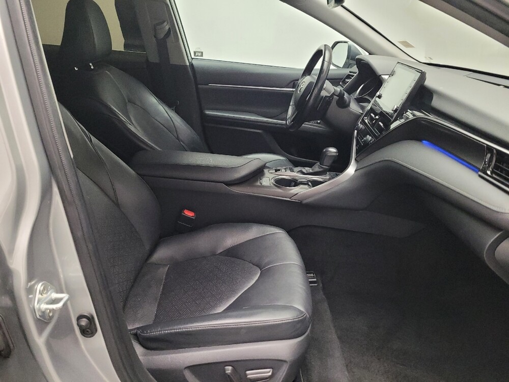 2021 Toyota Camry in Downey, CA 90241 - 18121558 21