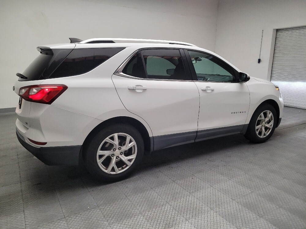 2018 Chevrolet Equinox in Sacramento, CA 95821 - 18121561 10