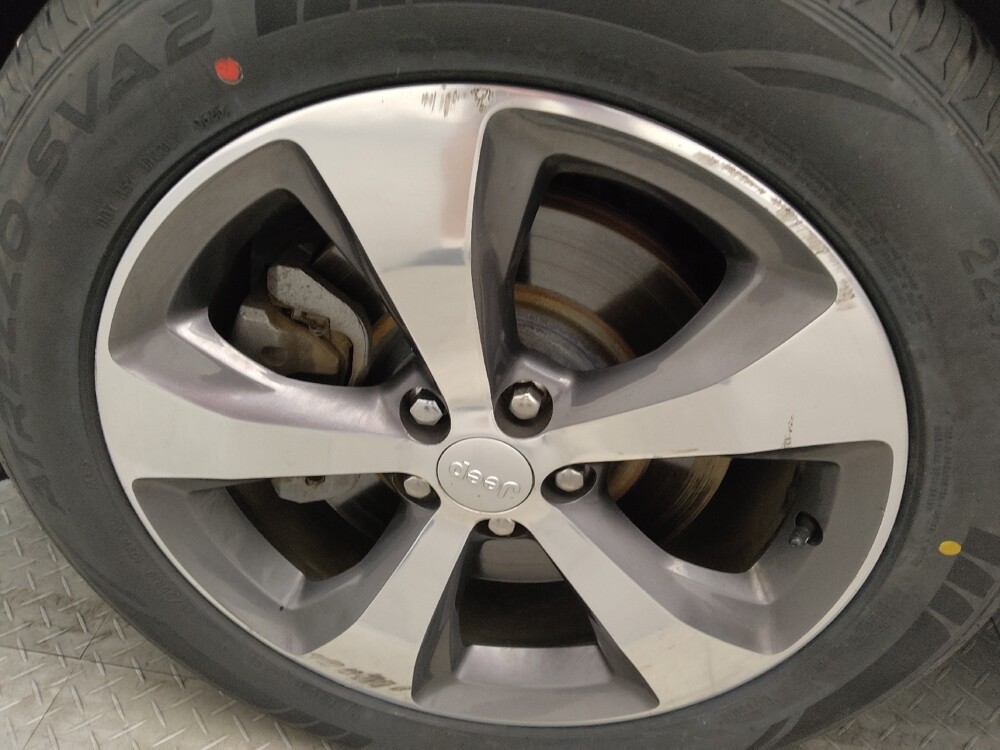 2020 Jeep Cherokee in Jackson, MS 39211 - 18121567 31