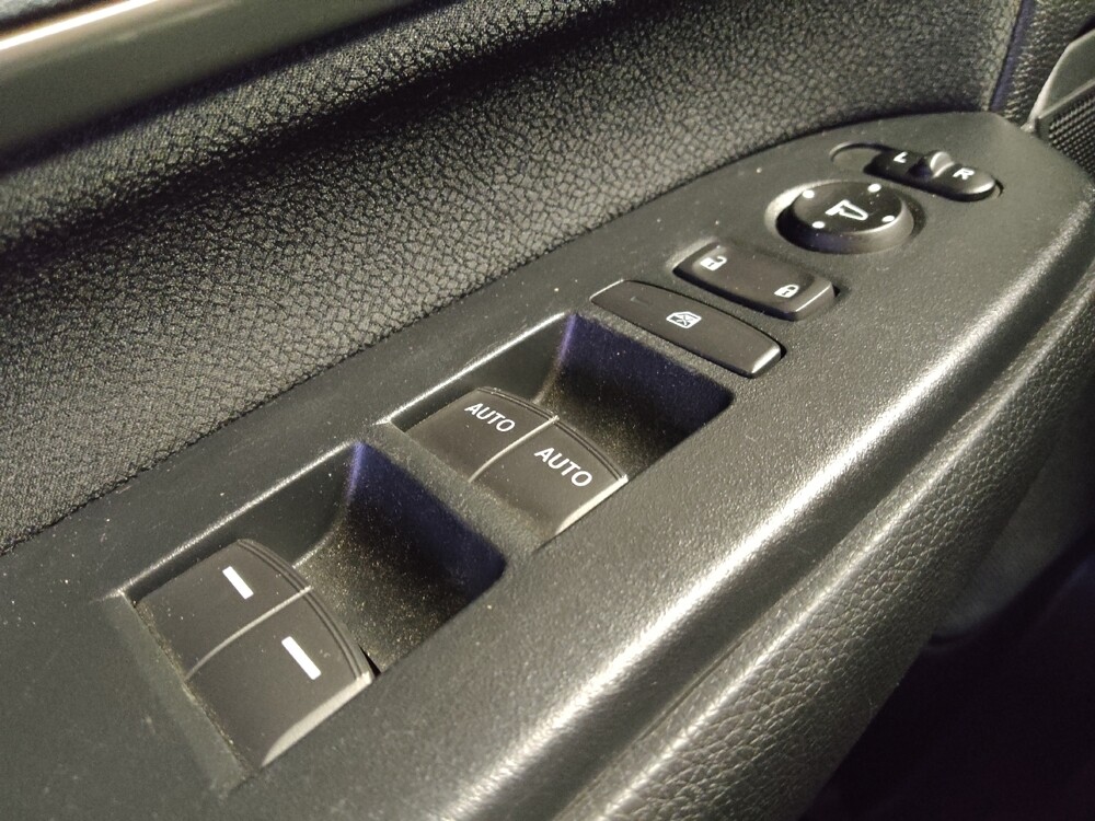 2019 Honda CR-V in Phoenix, AZ 85022 - 18121568 27