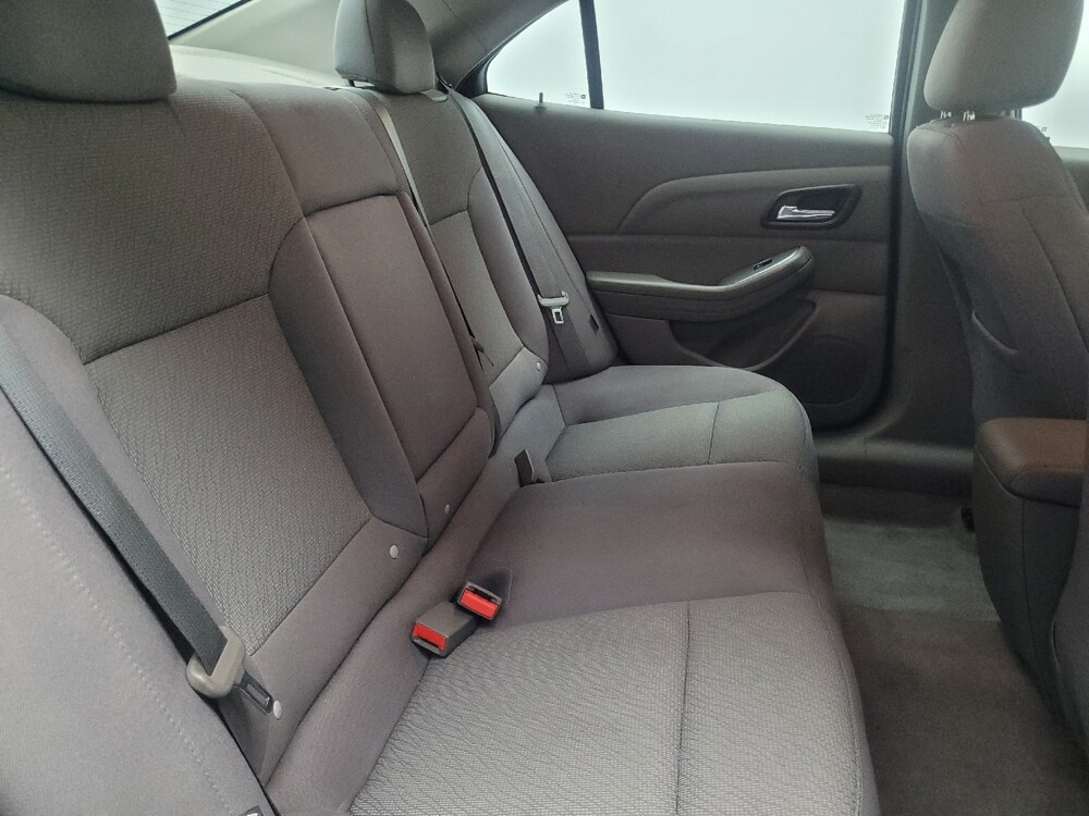 2014 Chevrolet Malibu in Knoxville, TN 37923 - 18121572 19