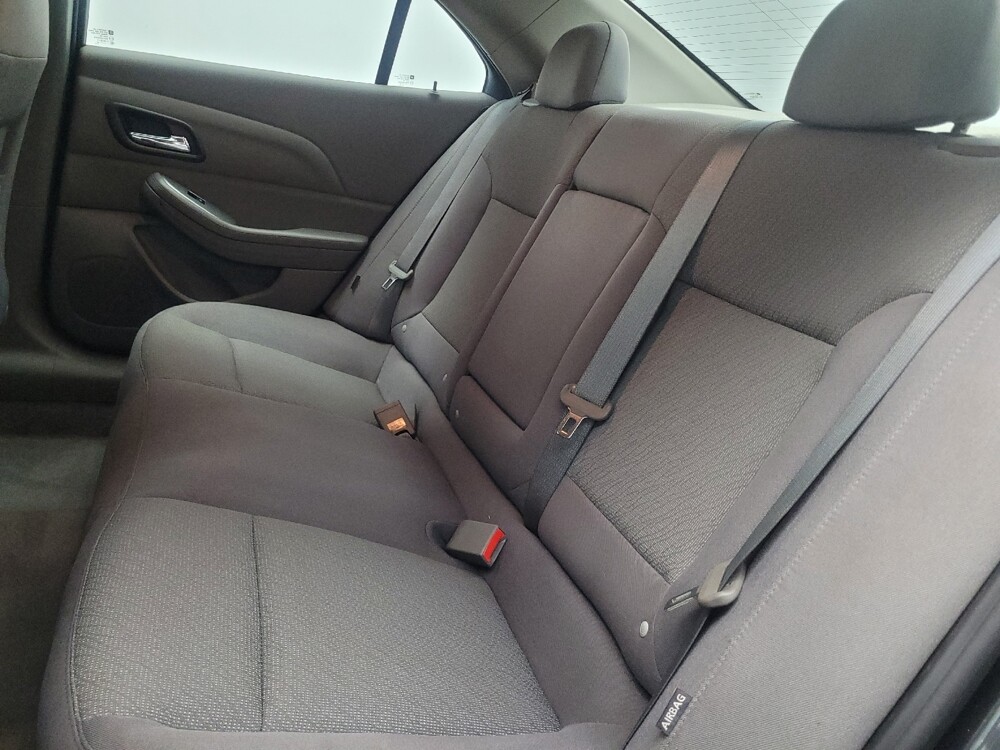 2014 Chevrolet Malibu in Knoxville, TN 37923 - 18121572 18