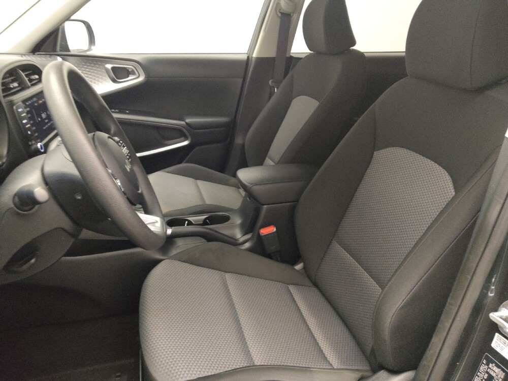 2025 Kia Soul in Stone Mountain, GA 30083 - 18121573 17