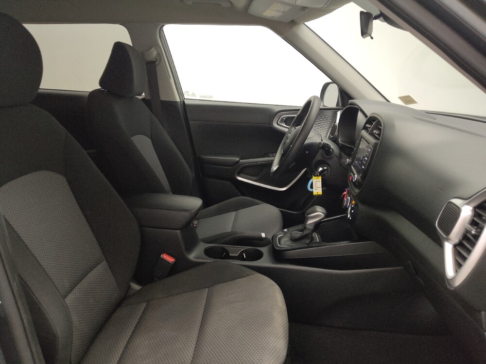 2025 Kia Soul in Stone Mountain, GA 30083 - 18121573 21