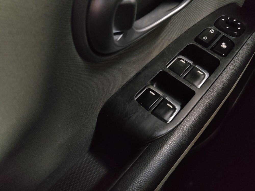 2019 Kia Soul in Macon, GA 31210 - 18121577 27