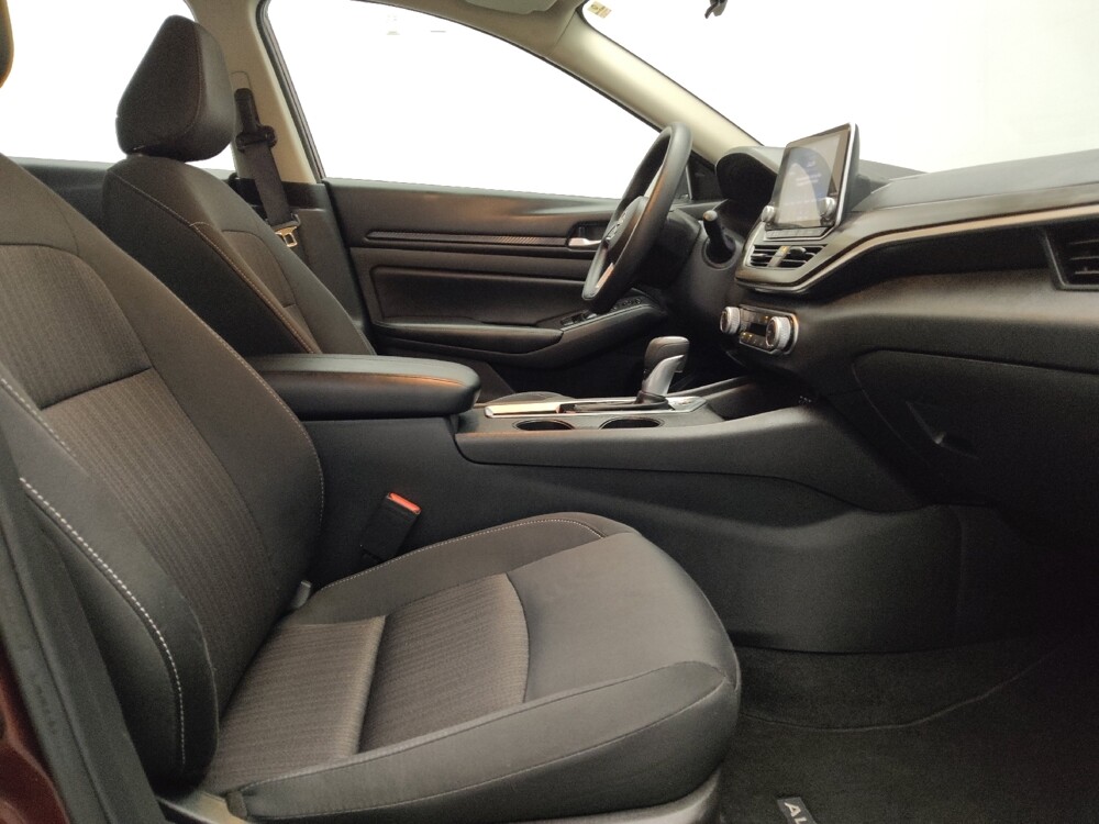 2025 Nissan Altima in Tulsa, OK 74145 - 18121584 21