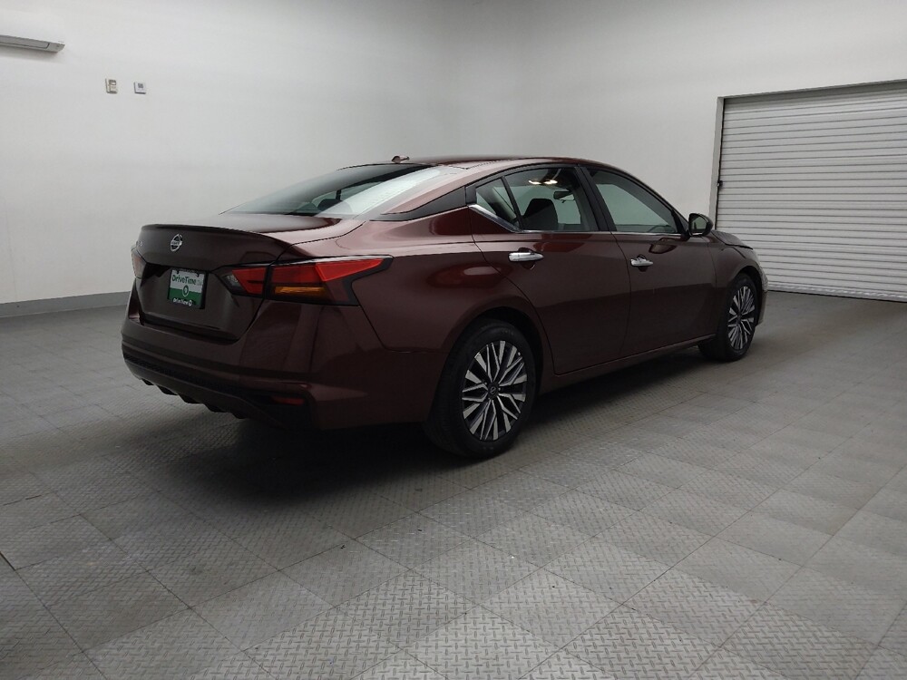 2025 Nissan Altima in Tulsa, OK 74145 - 18121584 9