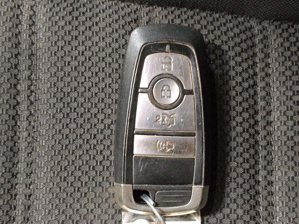 2020 Ford Fusion in El Paso, TX 79907 - 18121587 32