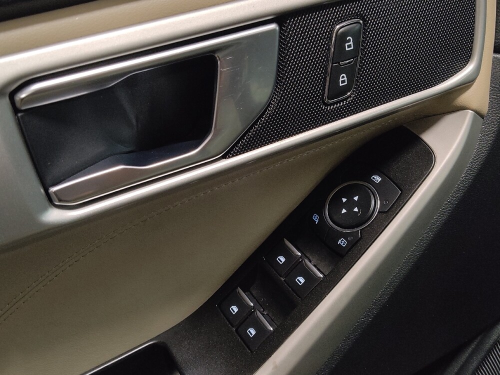 2022 Ford Explorer in El Paso, TX 79907 - 18121592 25