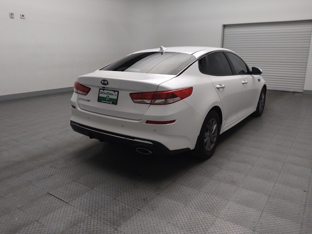2020 Kia Optima in Fort Worth, TX 76116 - 18121593 9
