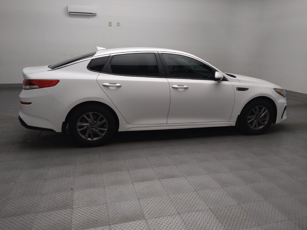 2020 Kia Optima in Fort Worth, TX 76116 - 18121593 10