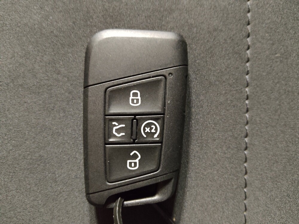 2023 Volkswagen Taos in El Paso, TX 79907 - 18121594 32