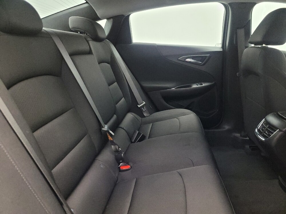 2024 Chevrolet Malibu in Glendale, AZ 85301 - 18121597 19