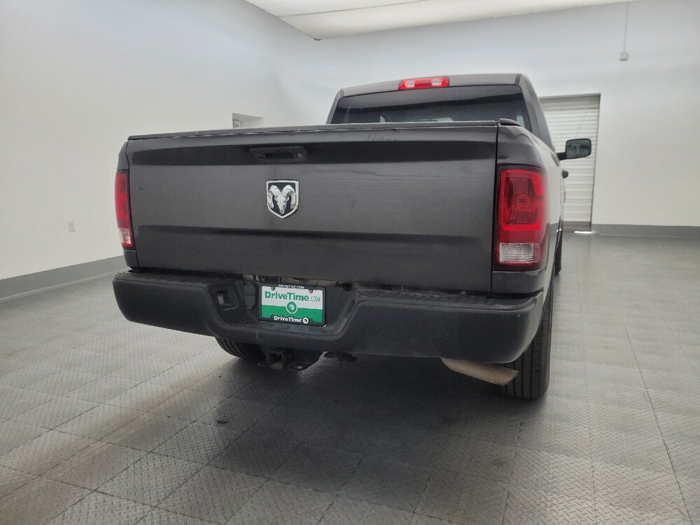2019 RAM 1500 in Glendale, AZ 85301 - 18121600 7