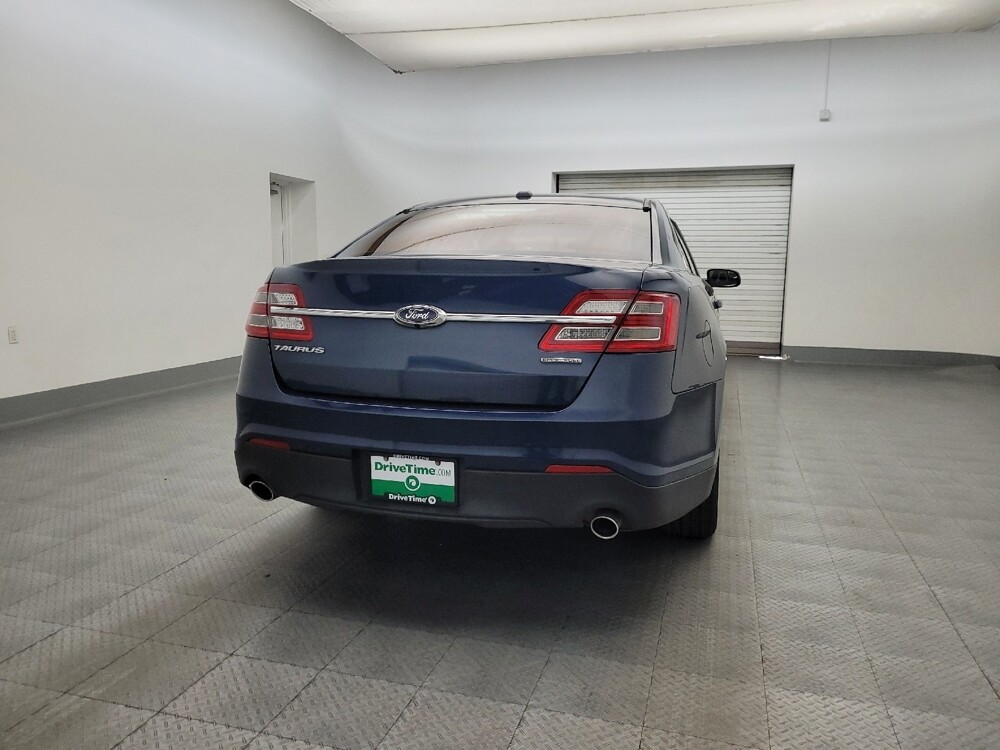 2016 Ford Taurus in Tucson, AZ 85705 - 18121603 7