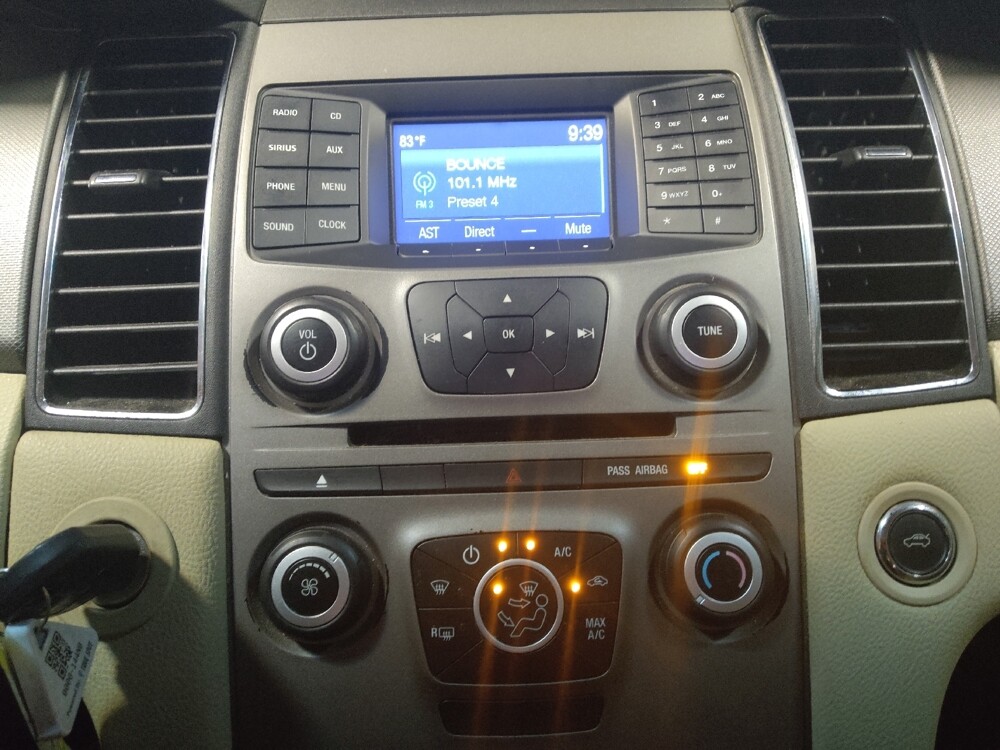 2016 Ford Taurus in Tucson, AZ 85705 - 18121603 25