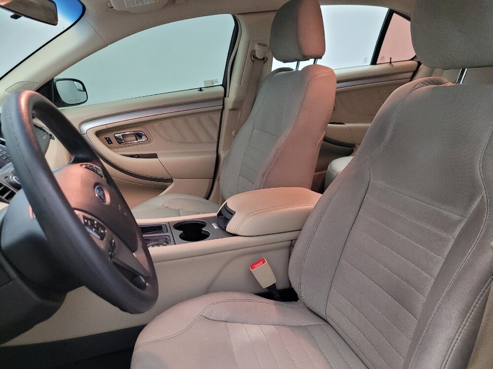 2016 Ford Taurus in Tucson, AZ 85705 - 18121603 17