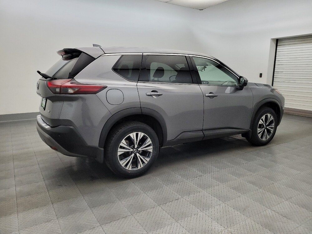 2021 Nissan Rogue in Glendale, AZ 85301 - 18121605 10