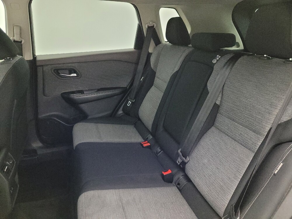 2021 Nissan Rogue in Glendale, AZ 85301 - 18121605 18