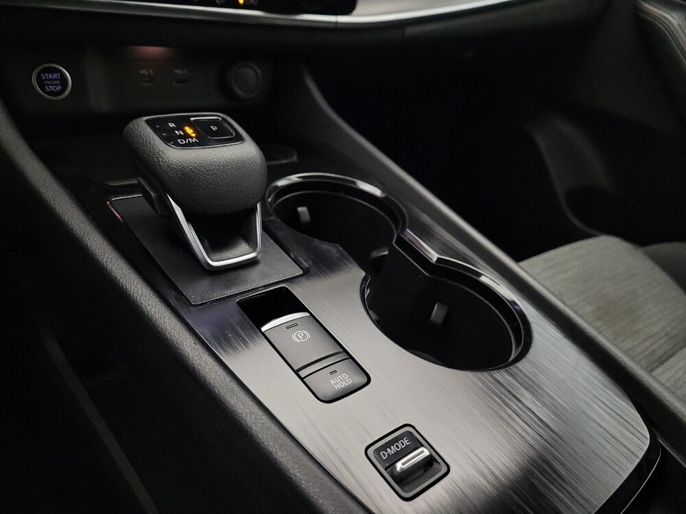 2021 Nissan Rogue in Glendale, AZ 85301 - 18121605 26