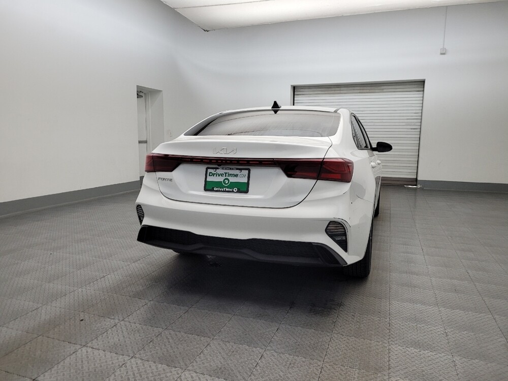 2022 Kia Forte in Phoenix, AZ 85022 - 18121609 7