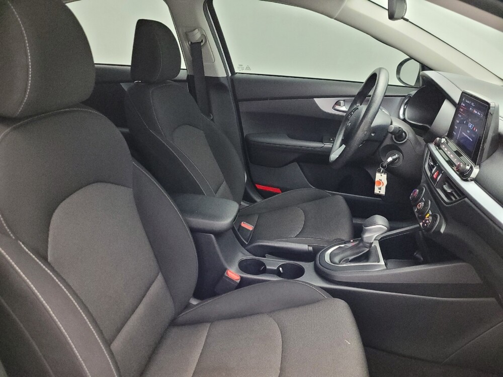 2022 Kia Forte in Phoenix, AZ 85022 - 18121609 21